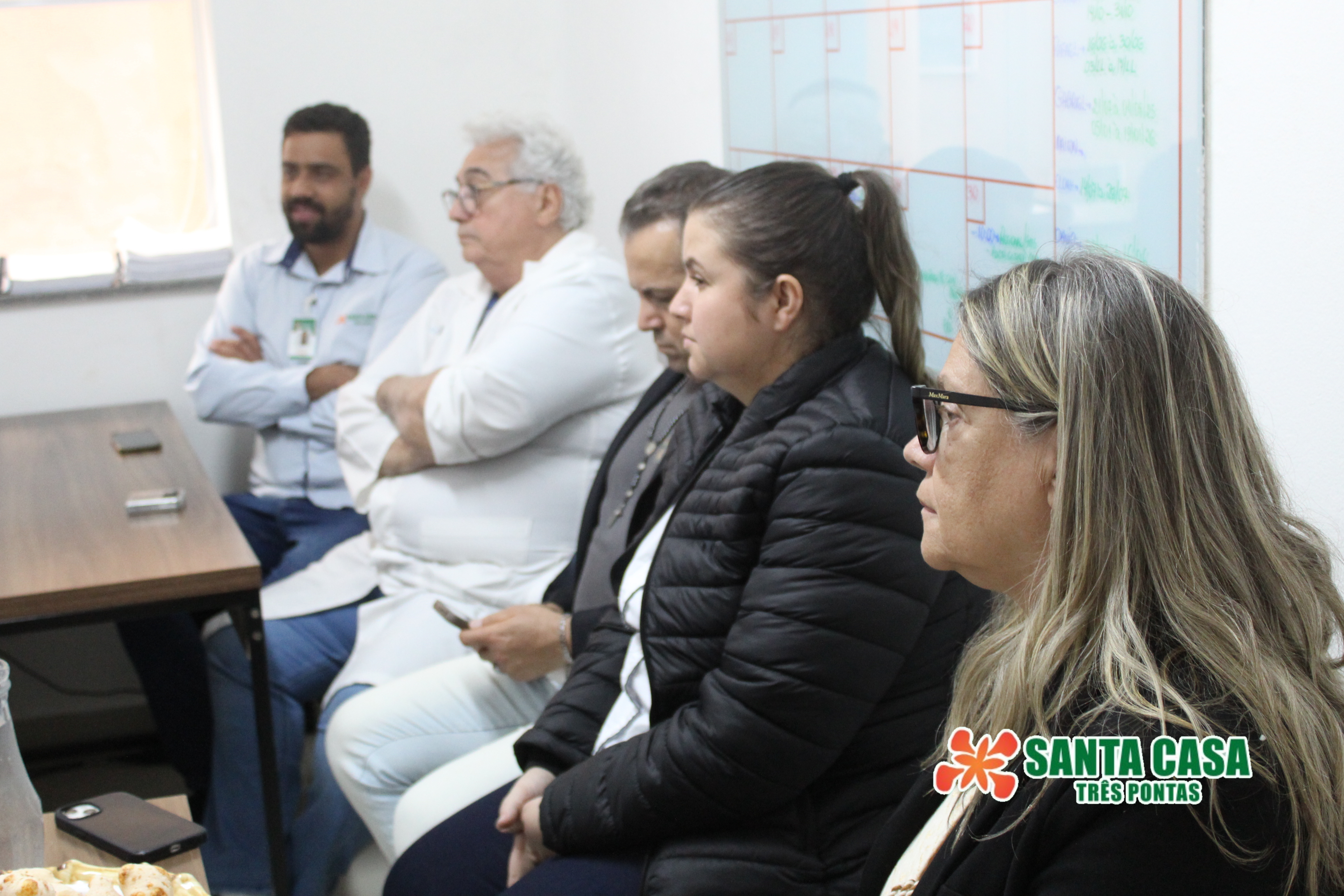 SantaCasadeTrêsPontasrecebeautoridades-1