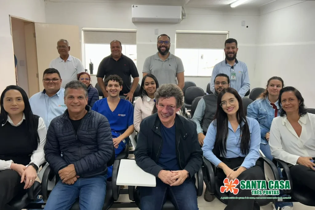 VISITA-DRFLAVIO-DIEGOANDRADE-SANTA-CASA1