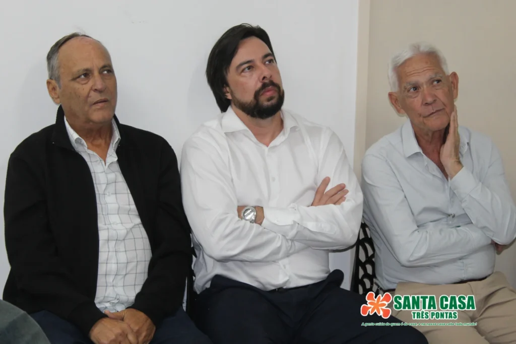 VISITA-DRFLAVIO-DIEGOANDRADE-SANTA-CASA8