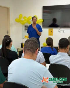 SANTACASATRESPONTAS-SETEMBROAMARELO-1